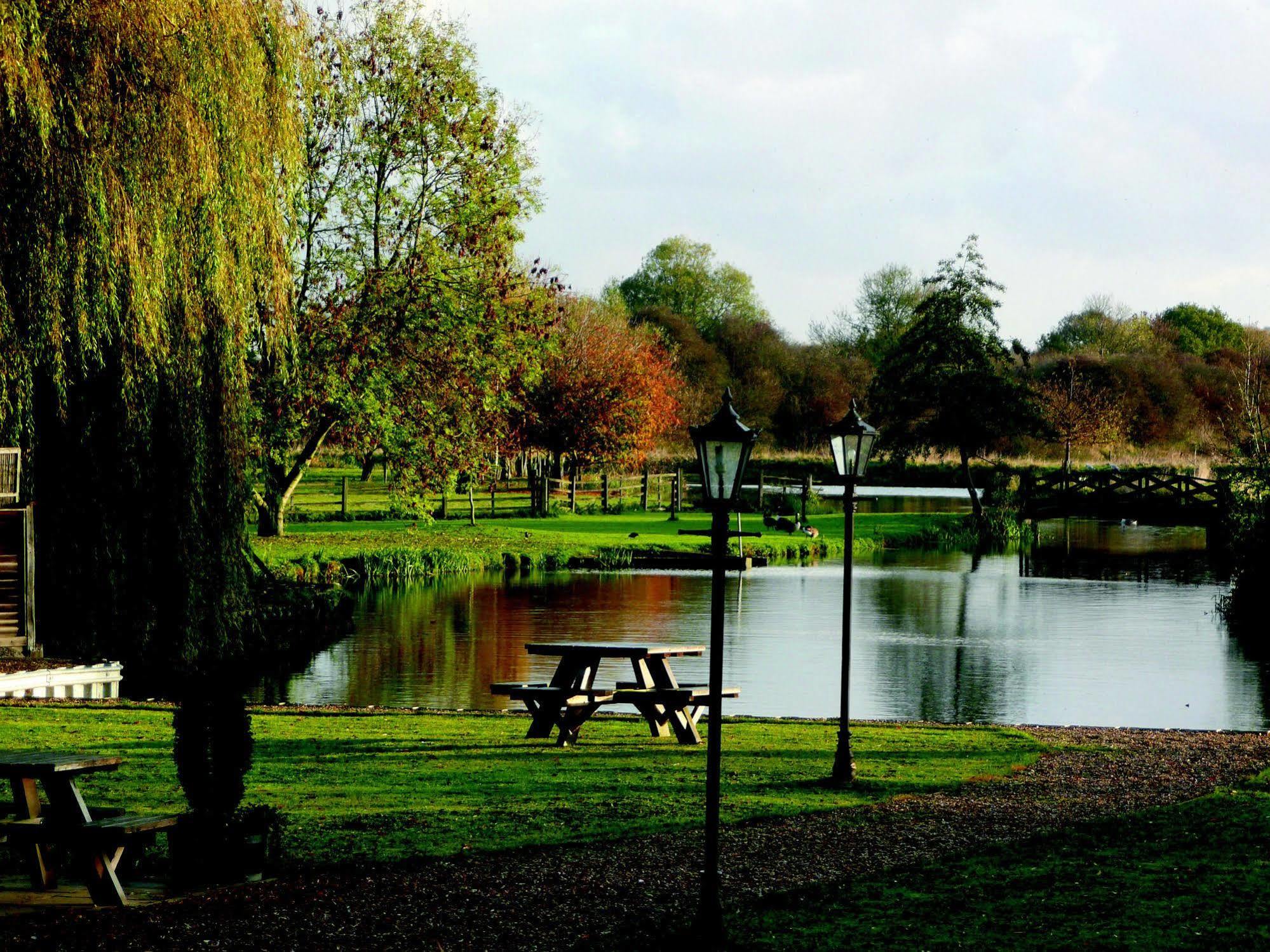 Queens Head Inn Nassington Restaurant photo